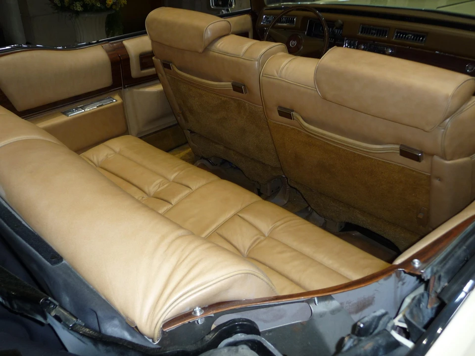 1976 Cadillac Eldorado 9th Gen - Image 28 of 31