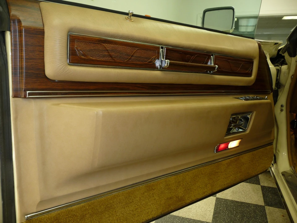 1976 Cadillac Eldorado 9th Gen - Image 29 of 31