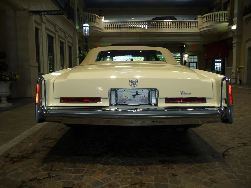 1976 Cadillac Eldorado 9th Gen - Image 9 of 31