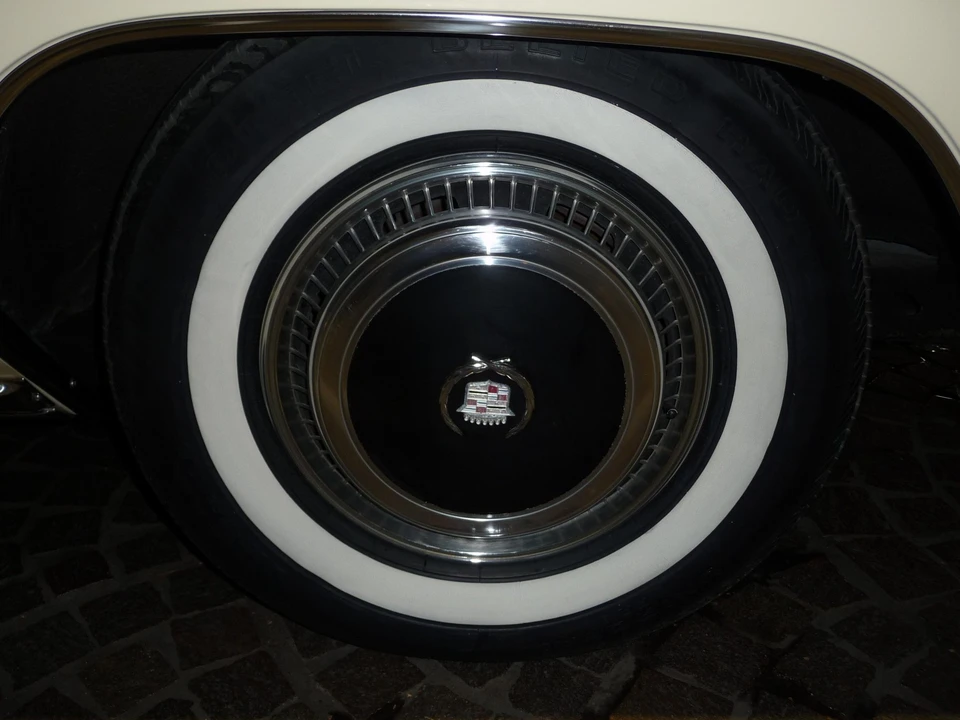 1976 Cadillac Eldorado 9th Gen - Image 22 of 31