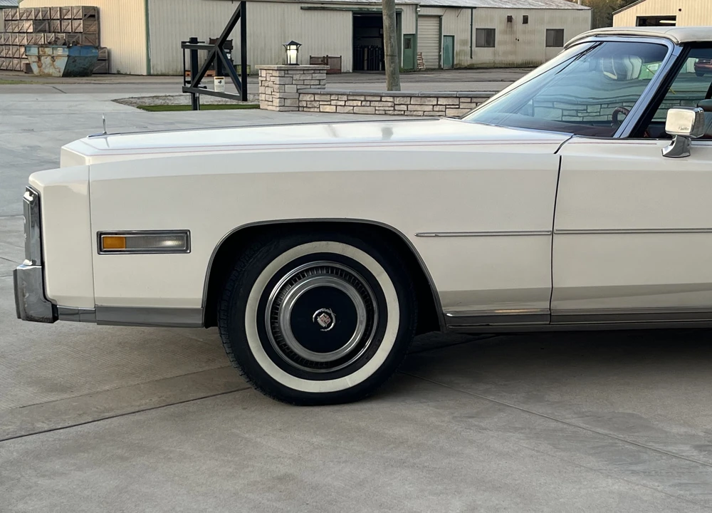 1976 Cadillac Eldorado 9th Gen - Image 28 of 31