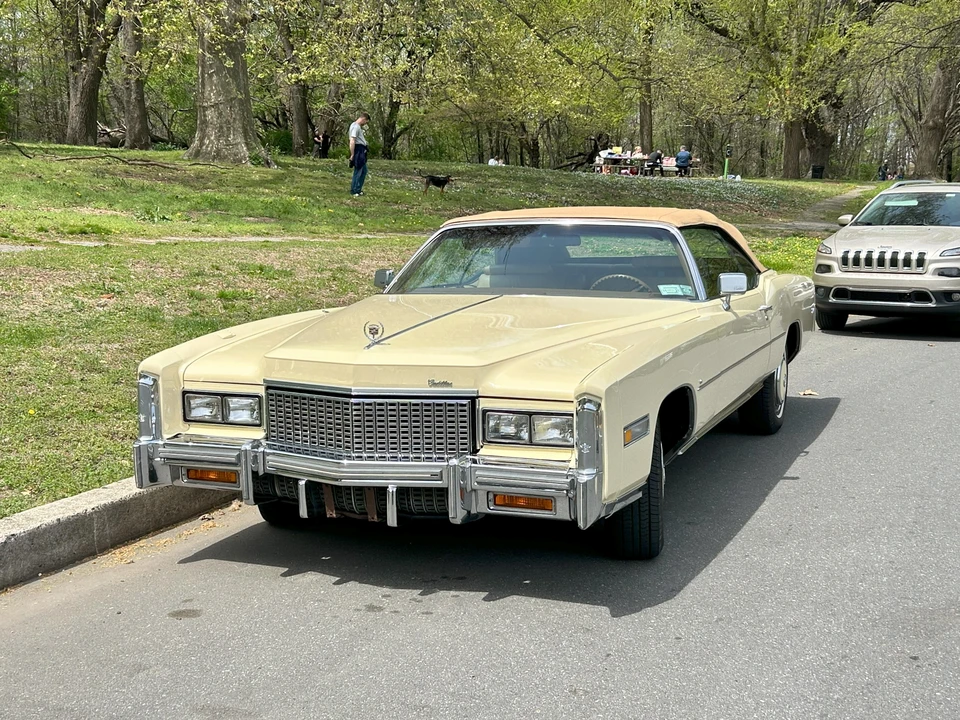 1976 Cadillac Eldorado 9th Gen - Image 4 of 31