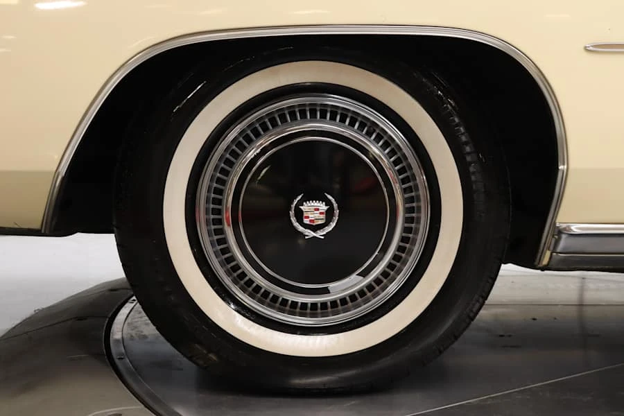 1976 Cadillac Eldorado 9th Gen - Image 29 of 31