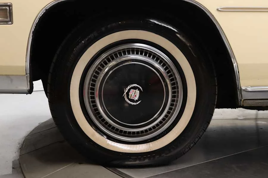 1976 Cadillac Eldorado 9th Gen - Image 30 of 31