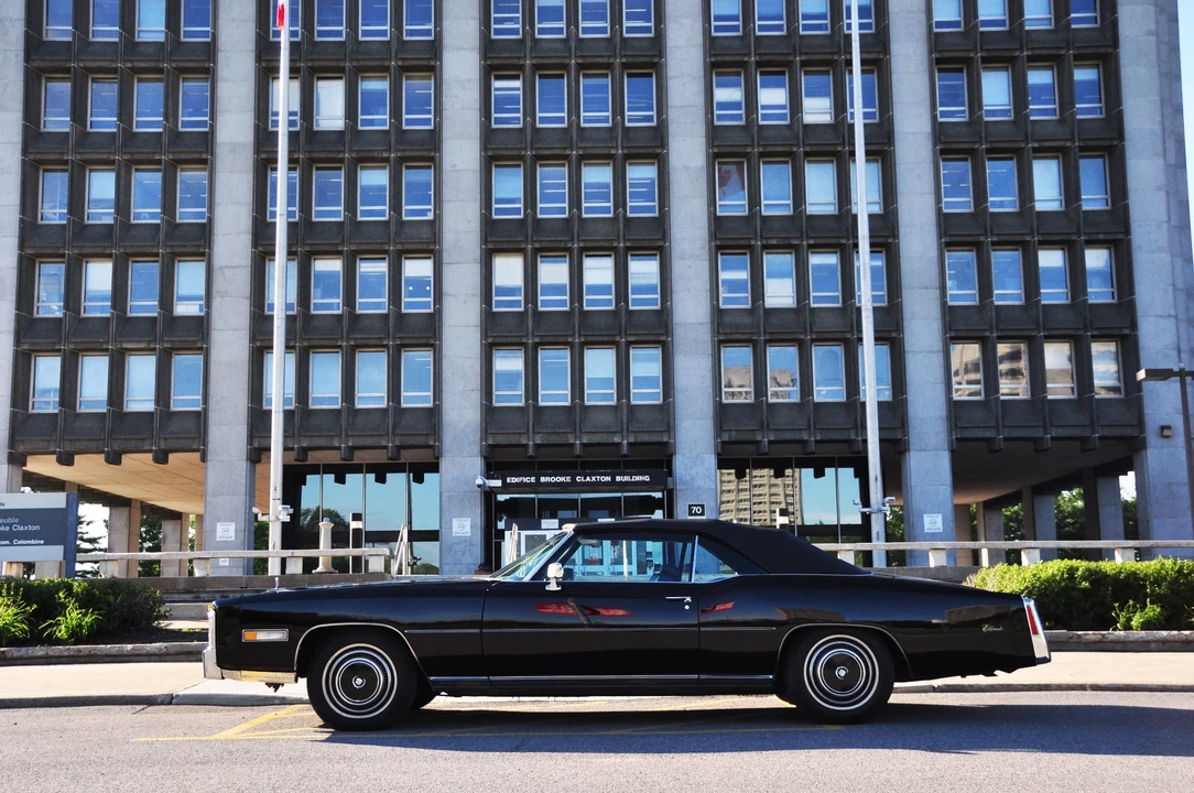 1976 Cadillac Eldorado 9th Gen - Image 15 of 31
