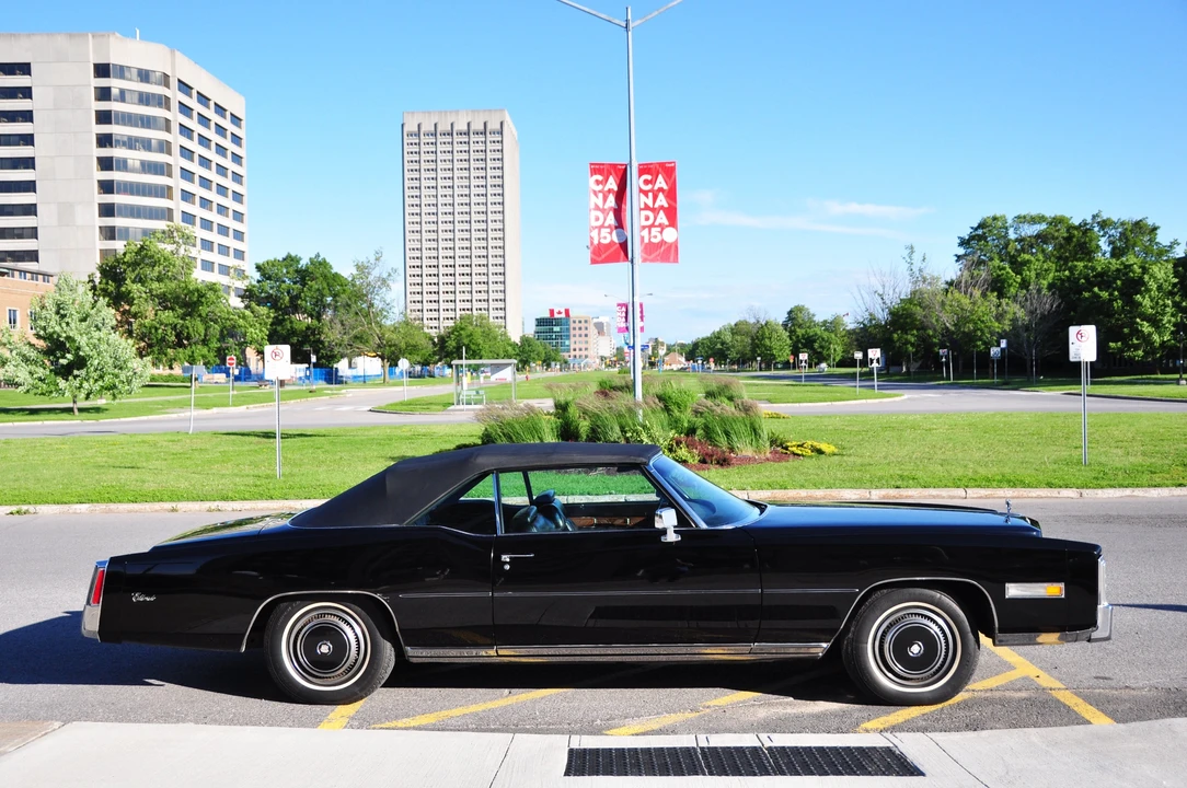 1976 Cadillac Eldorado 9th Gen - Image 10 of 31