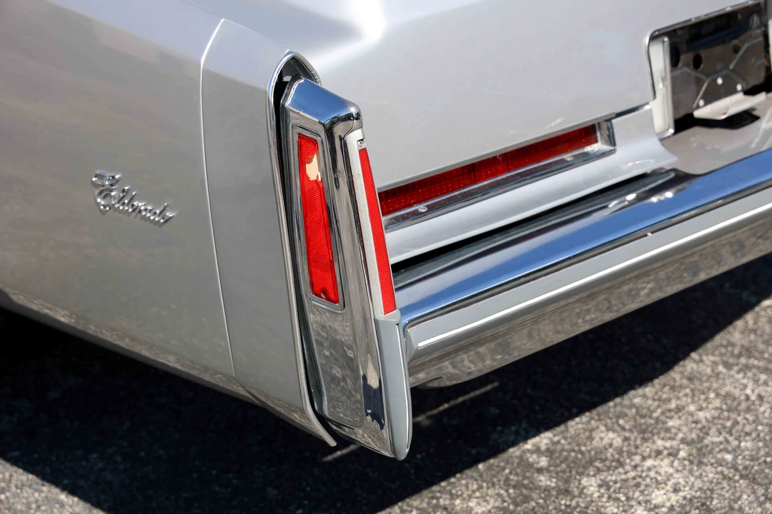 1976 Cadillac Eldorado 9th Gen - Image 16 of 31