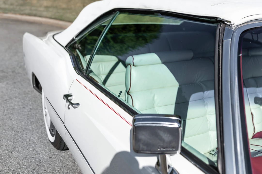 1976 Cadillac Eldorado 9th Gen - Image 19 of 31