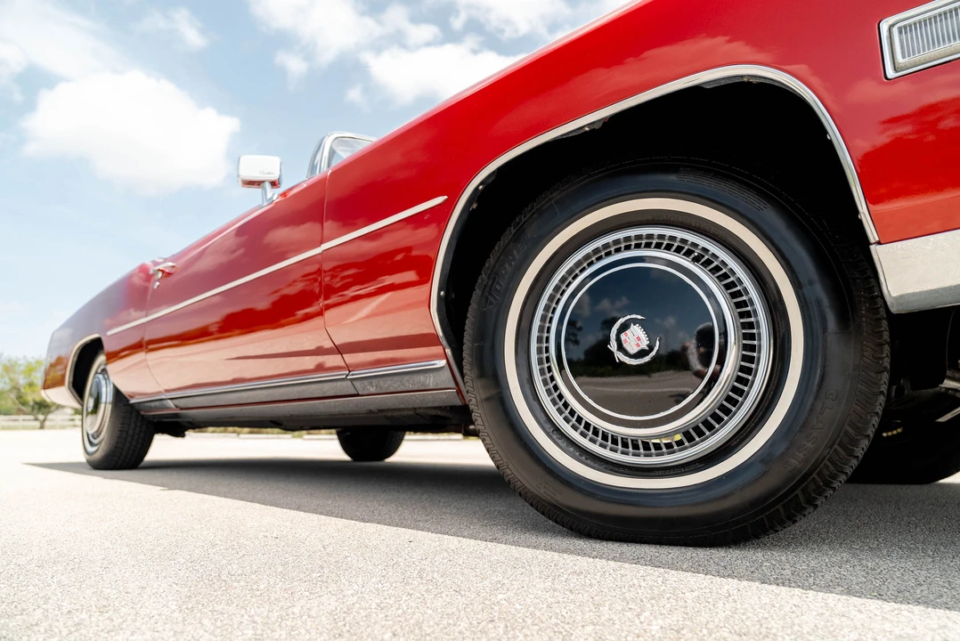1976 Cadillac Eldorado 9th Gen - Image 24 of 31