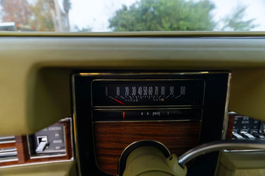 1976 Cadillac Eldorado 9th Gen - Image 16 of 29