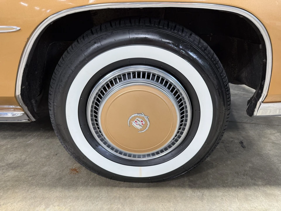 1976 Cadillac Eldorado 9th Gen - Image 13 of 31