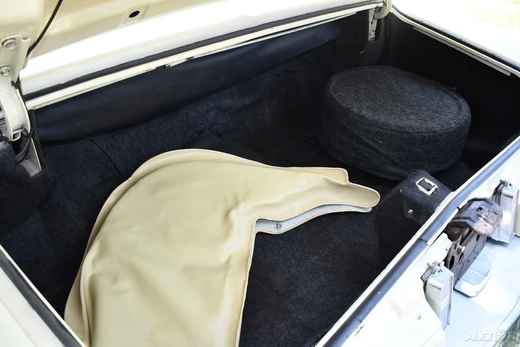 1976 Cadillac Eldorado 9th Gen - Image 24 of 24