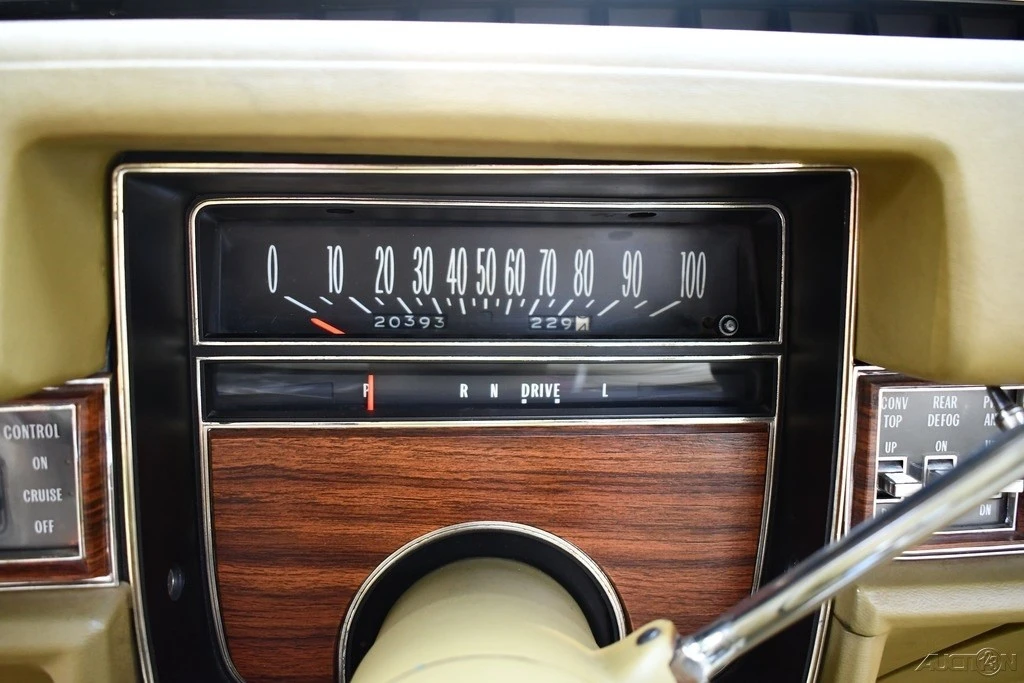 1976 Cadillac Eldorado 9th Gen - Image 10 of 24