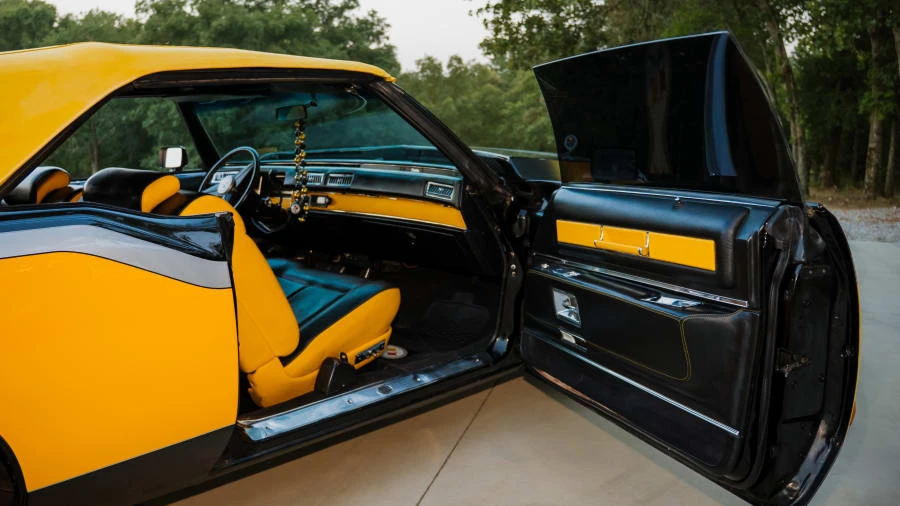 1976 Cadillac Eldorado 9th Gen - Image 27 of 31