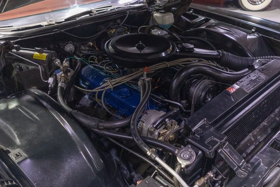 1976 Cadillac Eldorado 9th Gen - Image 5 of 31
