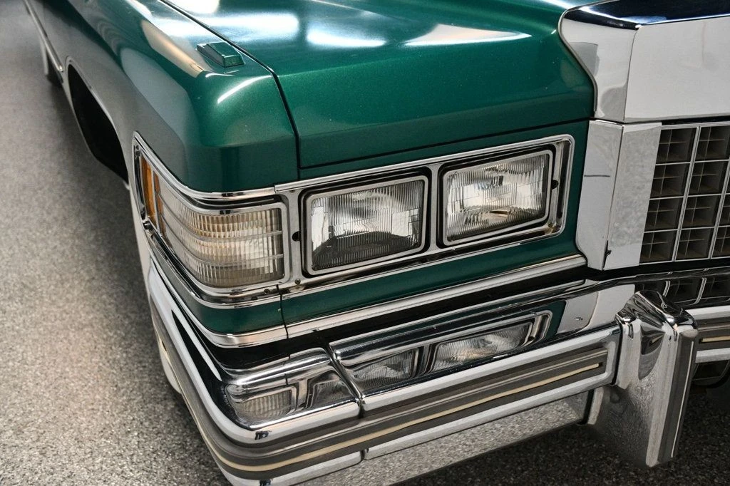 1976 Cadillac Sixty Special - Image 9 of 12