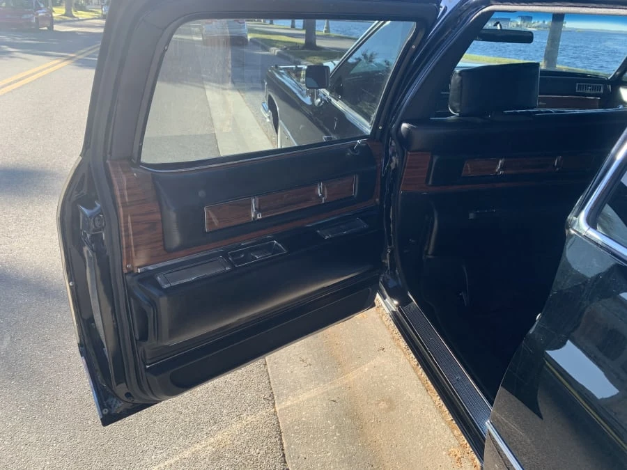 1976 Cadillac Series 70 & 75 - Image 6 of 17