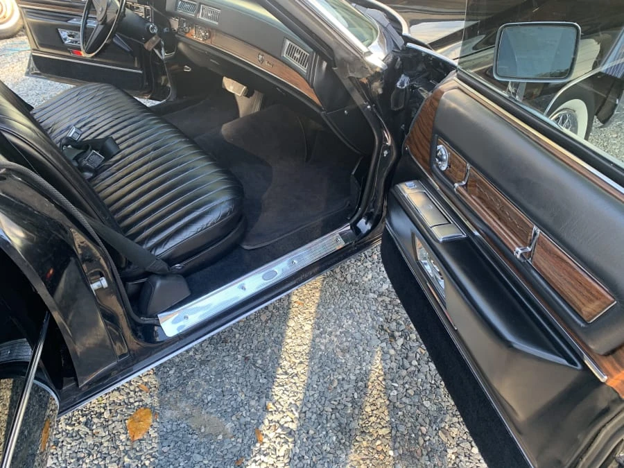 1976 Cadillac Series 70 & 75 - Image 12 of 17