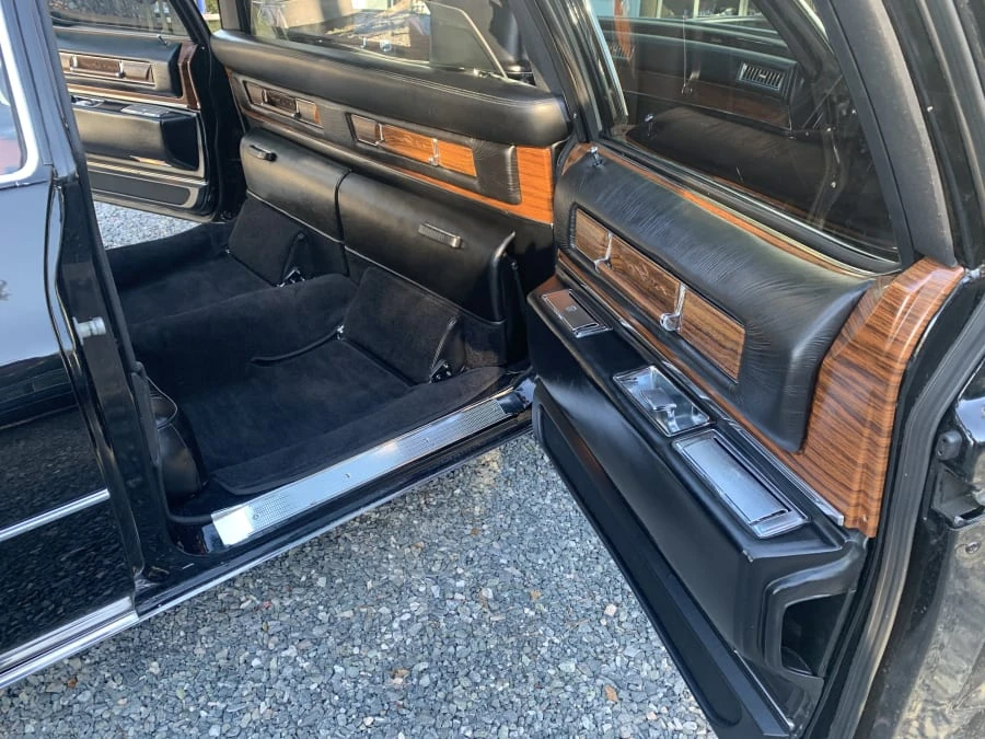 1976 Cadillac Series 70 & 75 - Image 13 of 17