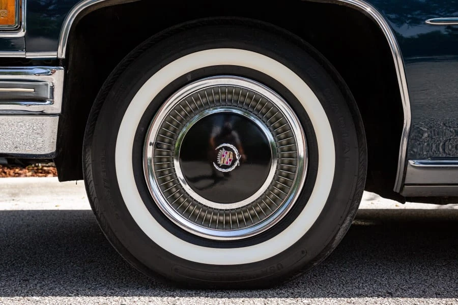 1976 Cadillac Fleetwood - Image 8 of 12