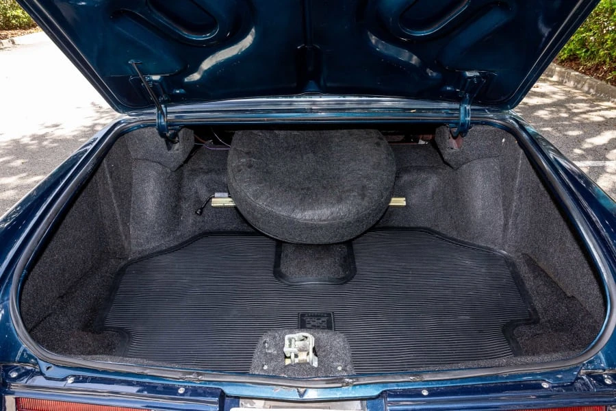 1976 Cadillac Fleetwood - Image 12 of 12