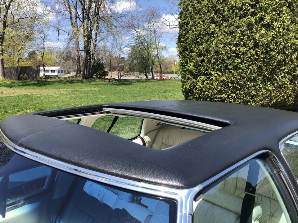1976 Cadillac Sixty Special - Image 28 of 31