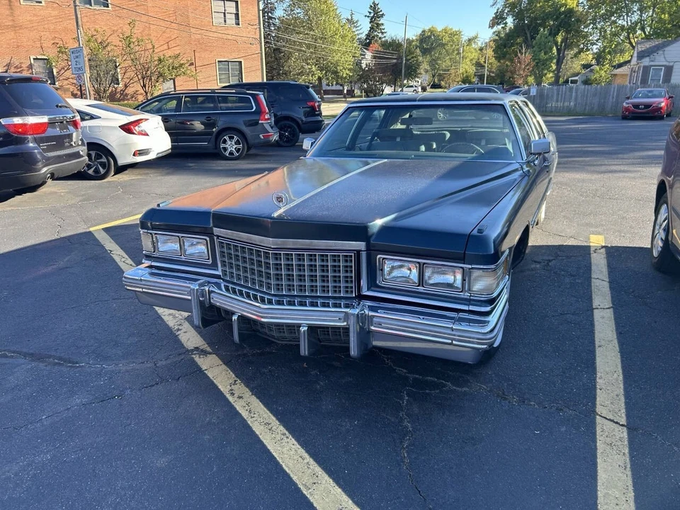 1976 Cadillac Fleetwood - Image 2 of 8