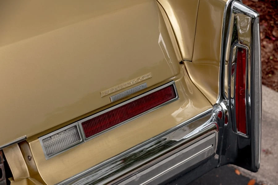 1976 Cadillac Fleetwood - Image 10 of 31