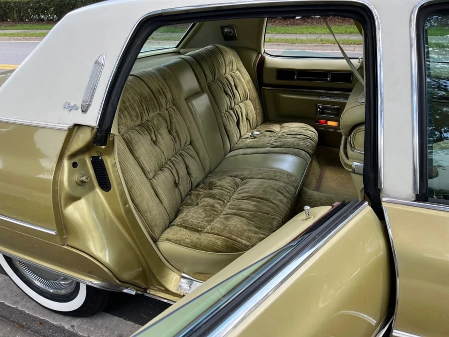 1976 Cadillac Fleetwood - Image 16 of 24