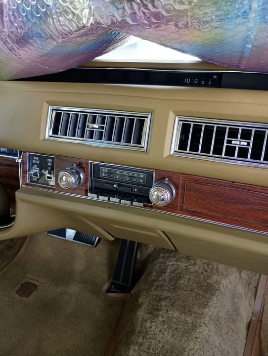 1976 Cadillac Fleetwood - Image 9 of 10