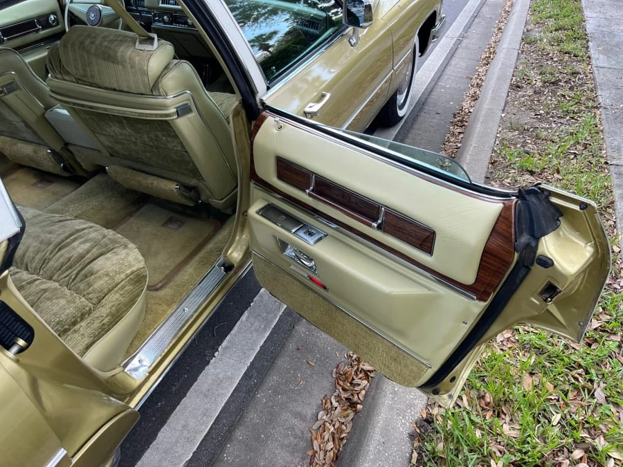 1976 Cadillac Fleetwood - Image 17 of 24