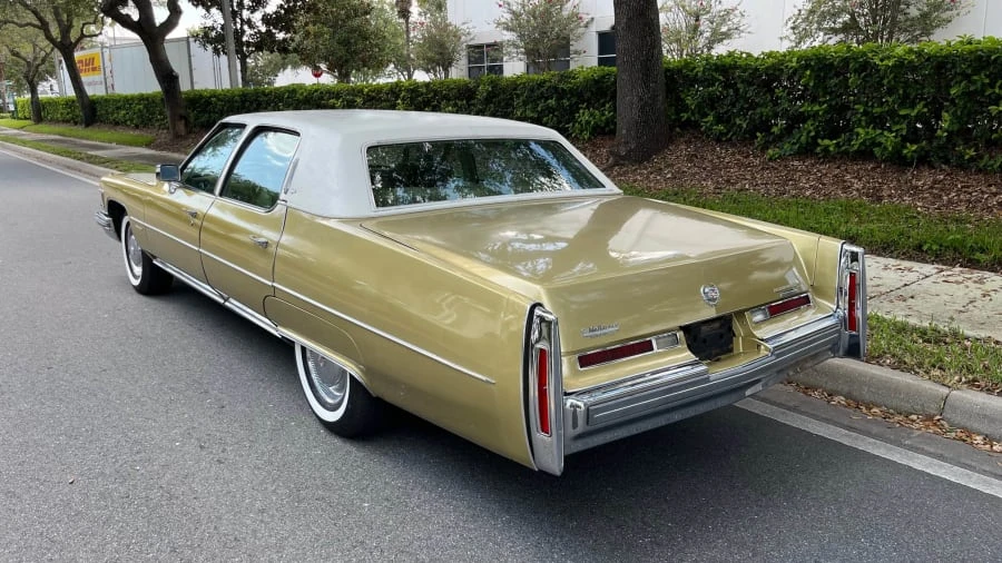 1976 Cadillac Fleetwood - Image 3 of 24