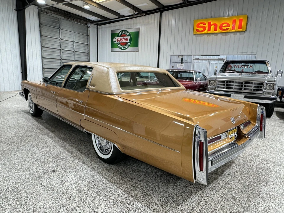 1976 Cadillac Fleetwood - Image 19 of 31