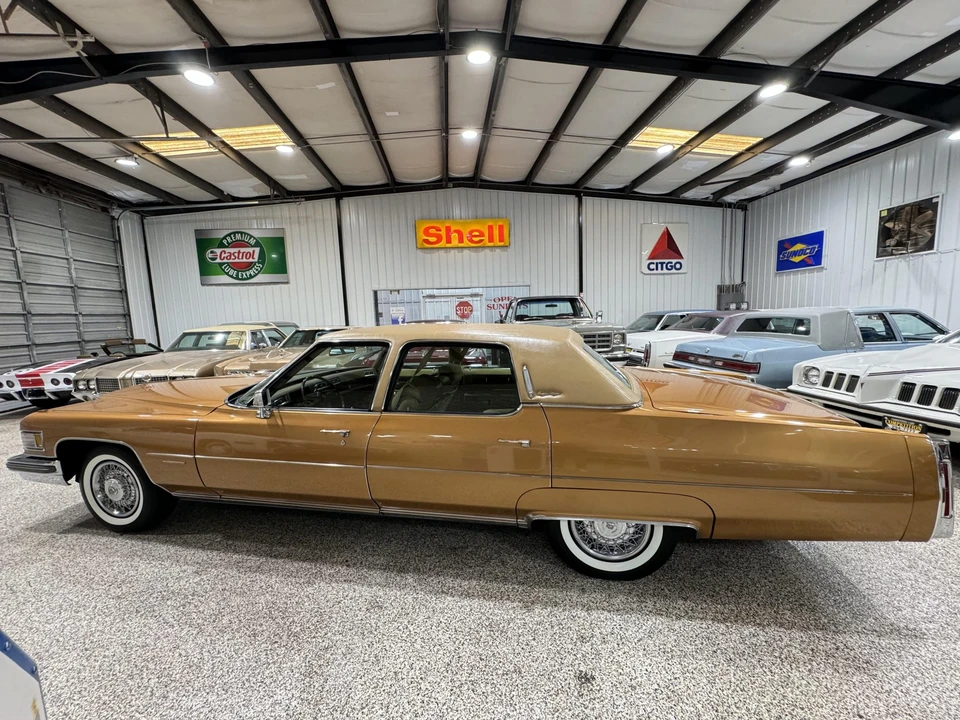 1976 Cadillac Fleetwood - Image 20 of 31