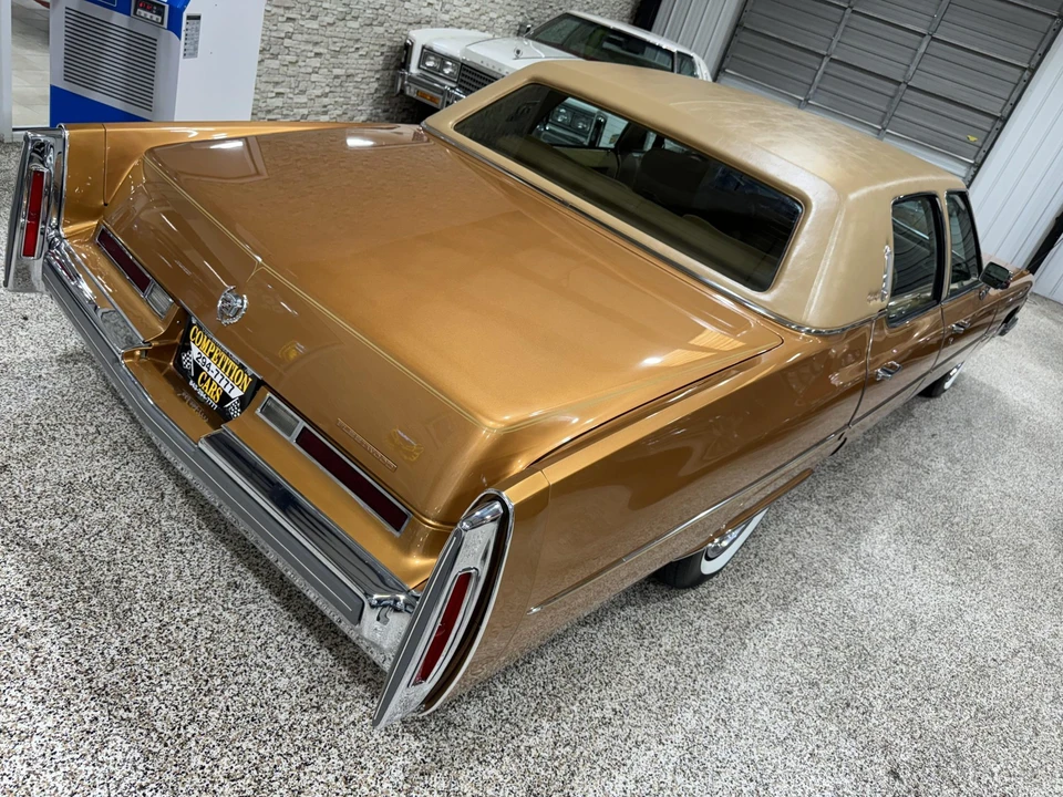 1976 Cadillac Fleetwood - Image 15 of 31
