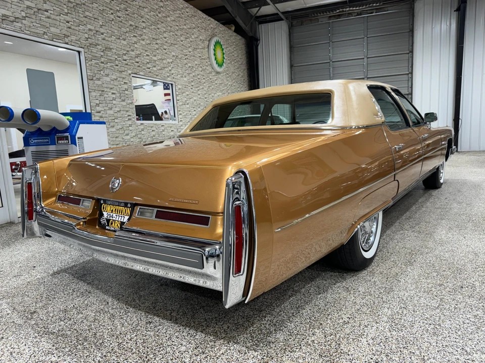 1976 Cadillac Fleetwood - Image 13 of 31