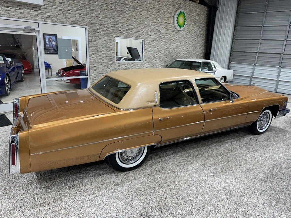 1976 Cadillac Fleetwood - Image 12 of 31