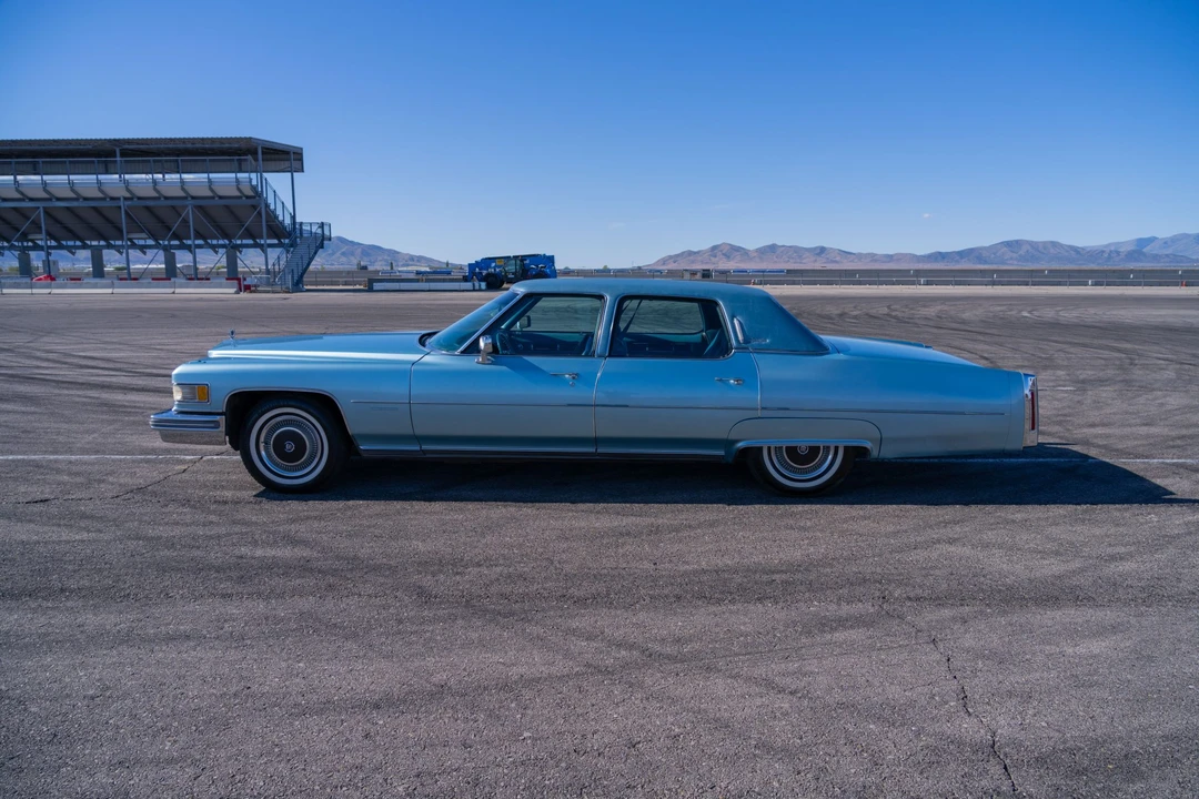 1976 Cadillac - Image 23 of 31