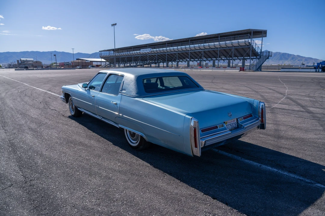 1976 Cadillac - Image 19 of 31