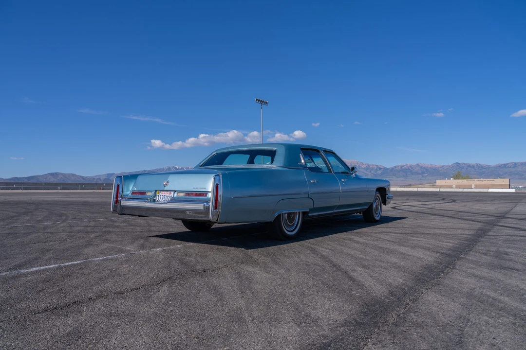 1976 Cadillac - Image 12 of 31