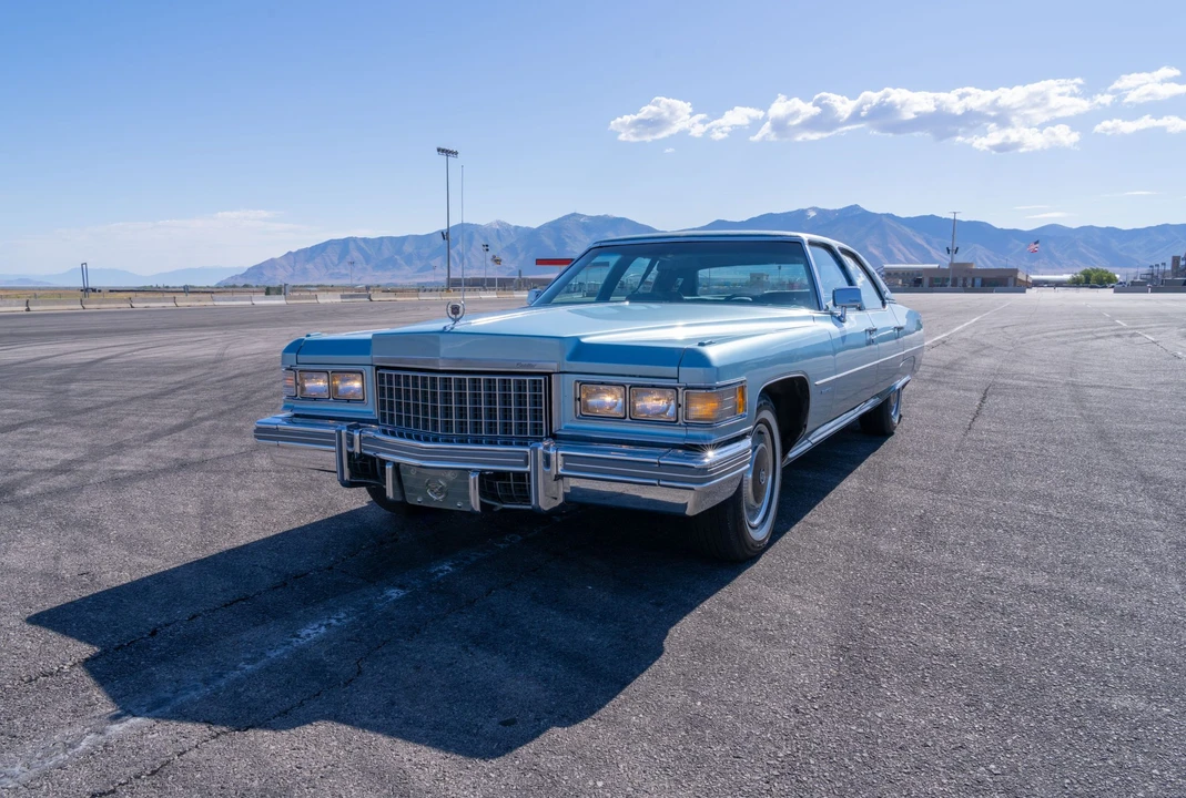 1976 Cadillac - Image 27 of 31