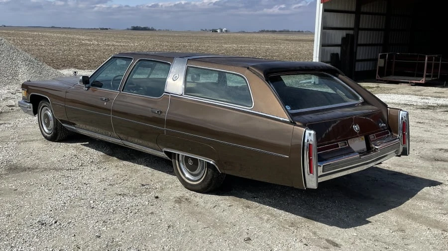 1976 Cadillac Fleetwood - Image 2 of 8