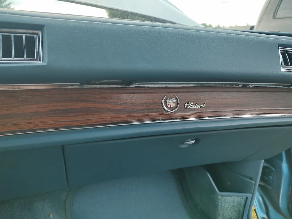 1976 Cadillac Fleetwood - Image 15 of 21