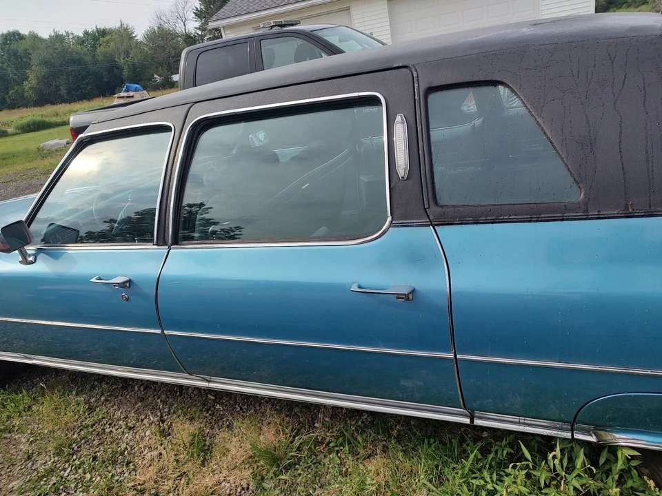 1976 Cadillac Fleetwood - Image 2 of 21