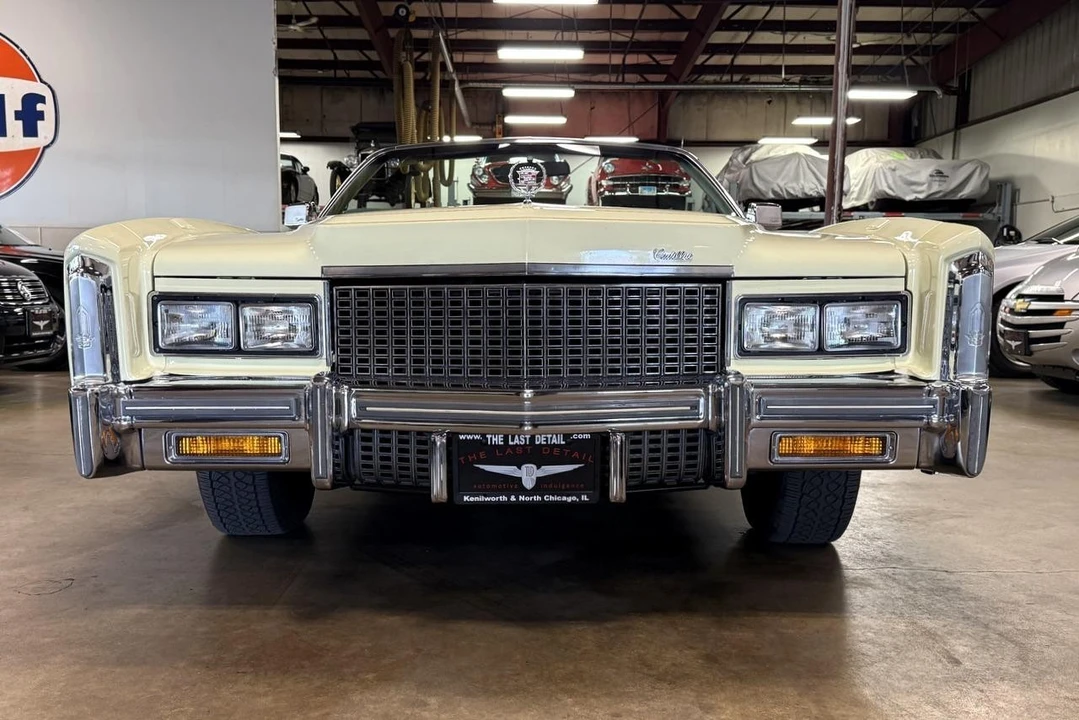 1976 Cadillac Fleetwood - Image 16 of 31