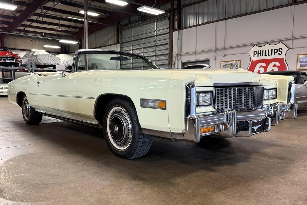 1976 Cadillac Eldorado 9th Gen - Image 13 of 21