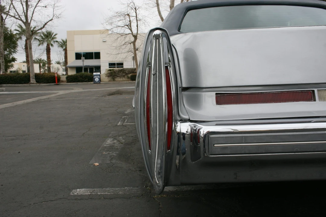 1976 Cadillac Fleetwood - Image 26 of 31