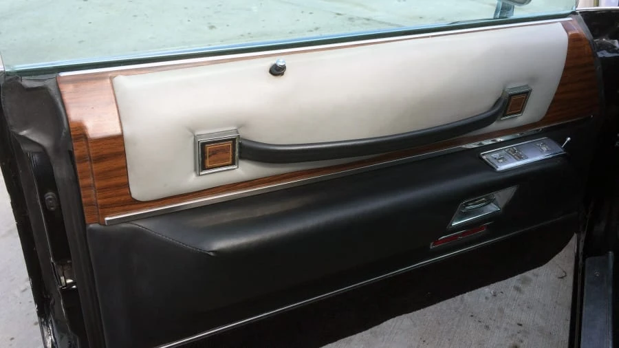 1976 Cadillac DeVille 4th Gen - Image 3 of 6