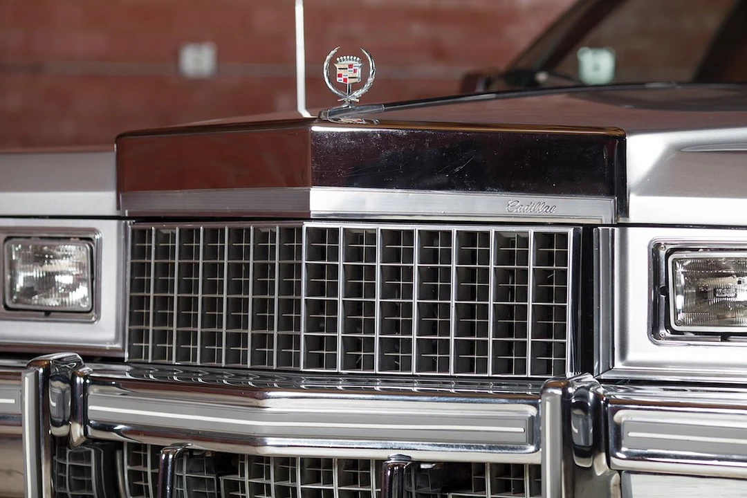1976 Cadillac DeVille 4th Gen - Image 23 of 31