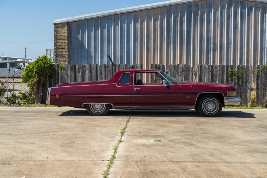 1976 Cadillac DeVille 4th Gen - Image 2 of 20